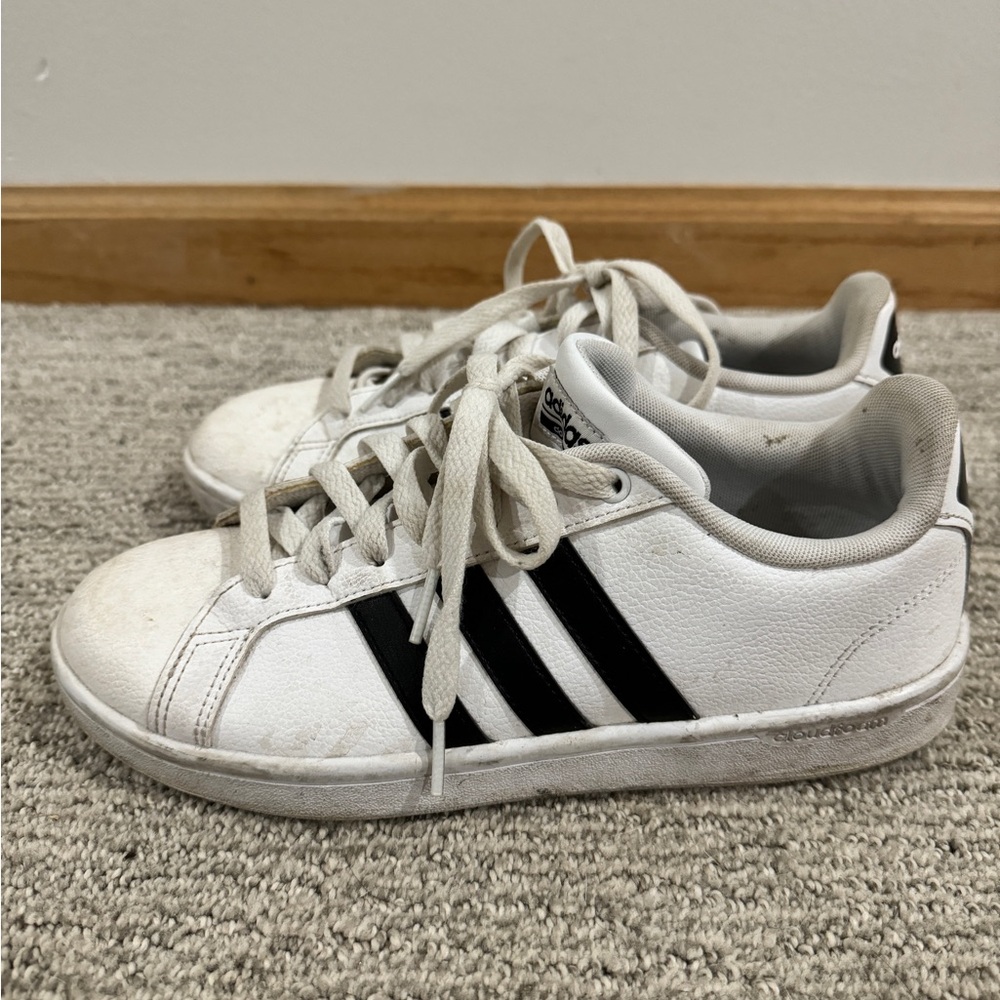Women’s Adidas Ortholite float shoes size 8.5